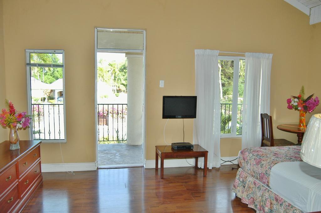 Guest House Villa Mishkan Runaway Bay Camera foto