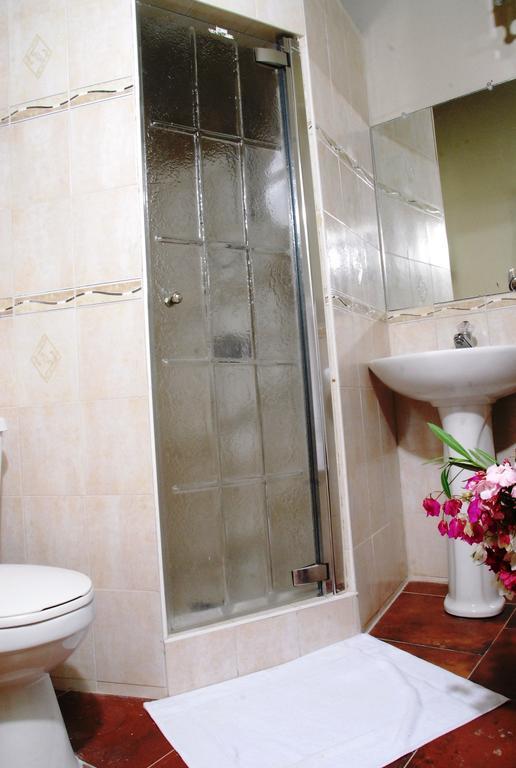Guest House Villa Mishkan Runaway Bay Camera foto